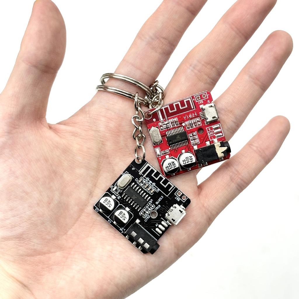 サイバーパンクスタイル回路基板キーホルダーレトロテック美学P - Tech Accessories Key のレビューと価格